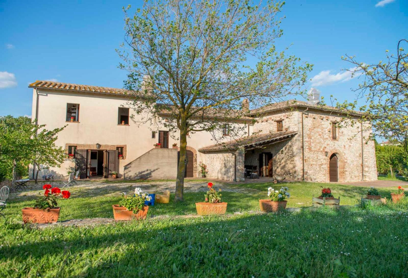 Agriturismo Piano Grande Avigliano Umbro Exteriér fotografie